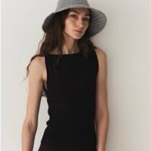 Doen Babi sold out gingham hat, NWT, one size